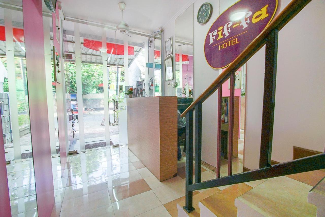 Urbanview Hotel Fiffa Kauman Malang Exteriér fotografie